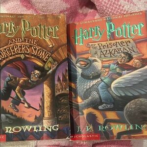 Scholastic Harry Potter Paperback Set - Red and Blue Covers